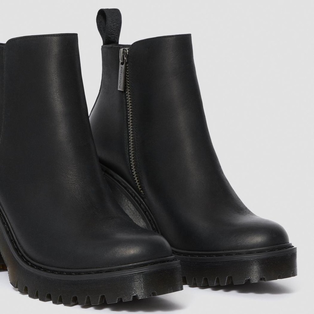 MAGDALENA WOMEN'S LEATHER HEELED CHELSEA BOOTS